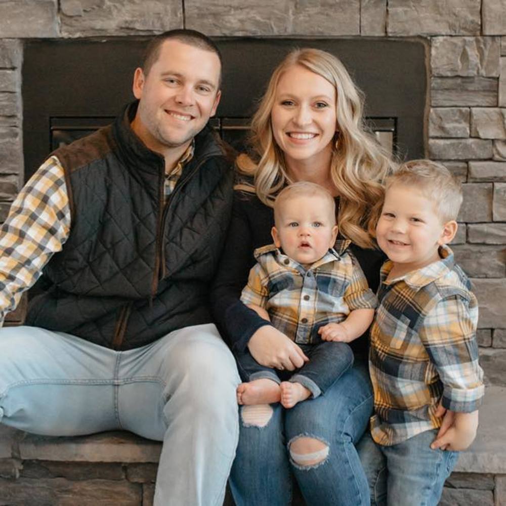 Meet your Posher, Hillary